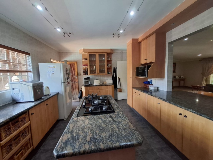 4 Bedroom Property for Sale in Protea Park North West